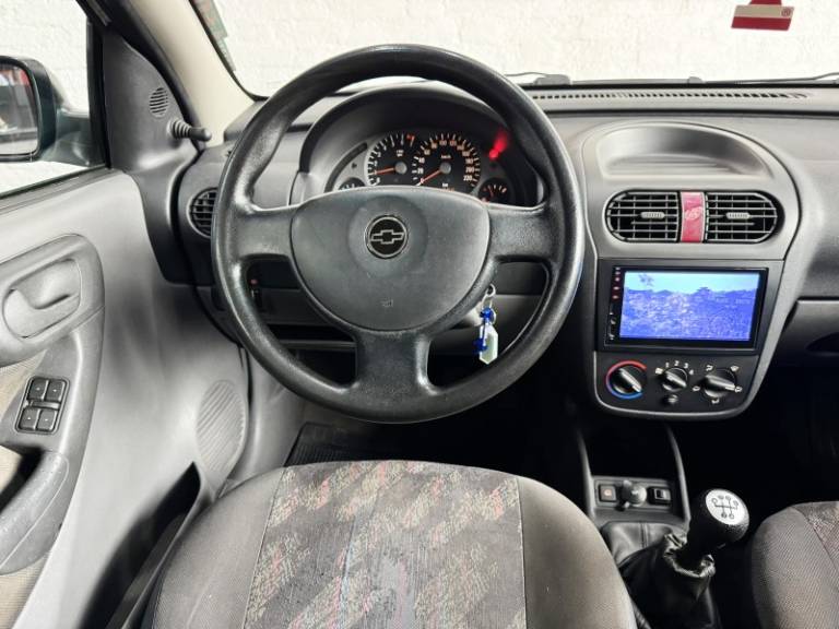 CHEVROLET - CORSA - 2003/2003 - Branca - R$ 22.900,00