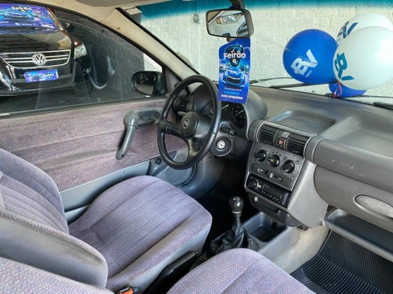CHEVROLET - CORSA - 1994/1995 - Cinza - R$ 13.900,00