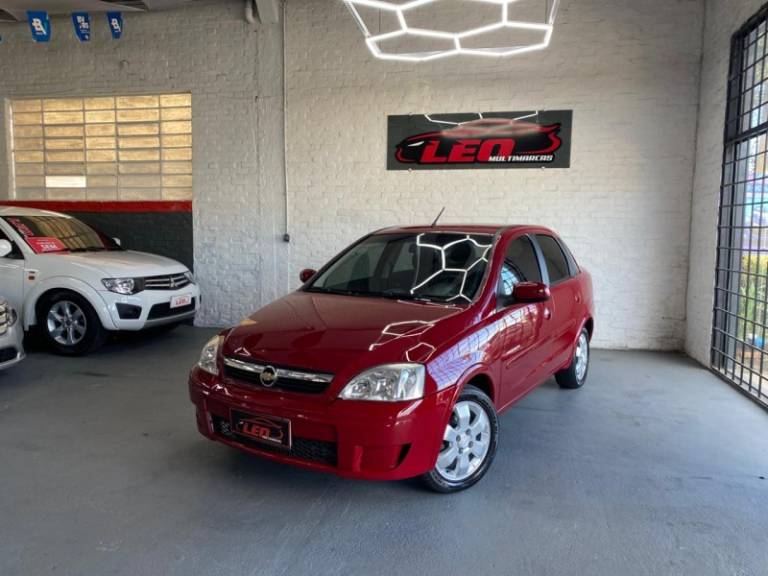 CHEVROLET - CORSA - 2009/2010 - Vermelha - R$ 30.900,00
