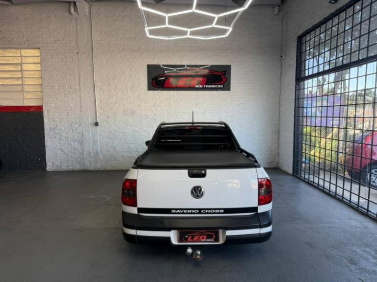 VOLKSWAGEN - SAVEIRO - 2014/2014 - Branca - R$ 69.900,00