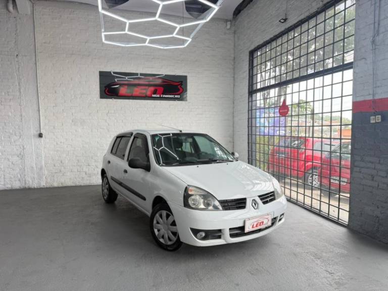 RENAULT - CLIO - 2012/2012 - Branca - R$ 20.900,00